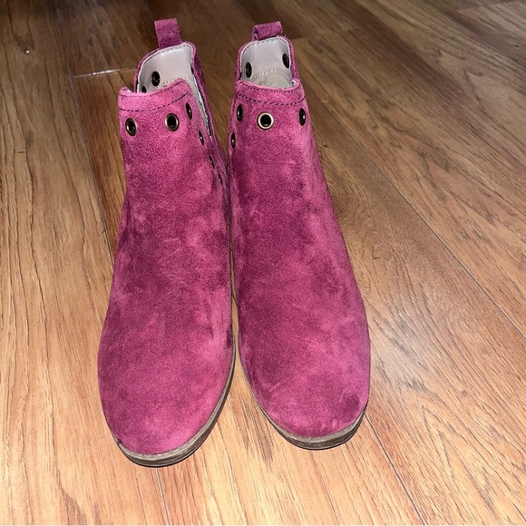 Skechers Women's Suede Ankle Boots - Burgundy - Picture 2 of 6